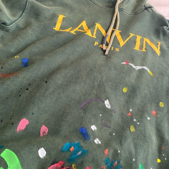 Never worn just sat in my closet brand new no stains or anything bad at all - Picture 4 of 7